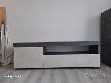 Mobili per salotto