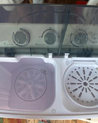 Mini lavatrice DCG ML5970 4,5 kg con centrifuga