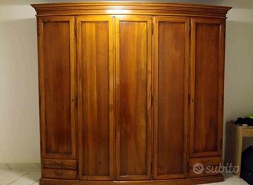 Armadio in puro ciliegio anno 2007
