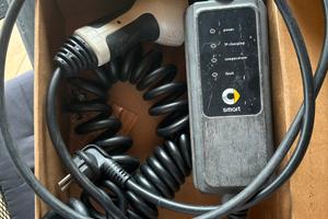 Carica batteria smart elettrica