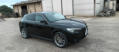 Alfa Romeo Stelvio 2.2 - 210 cv