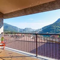 PORZIONE DI CASA SU DUE LIVELLI!!