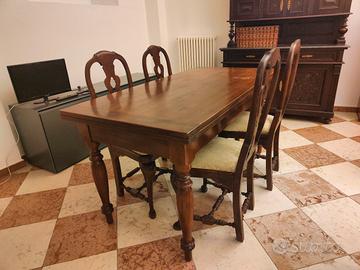 Tavolo apribile + 4 sedie (fine ottocento)