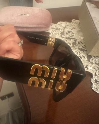 Occhiali da sole miu miu