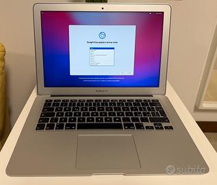 MacBook Air 13” - A1466