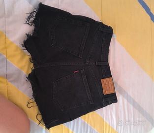 pantaloncini LEVIS