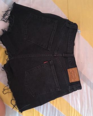 pantaloncini LEVIS