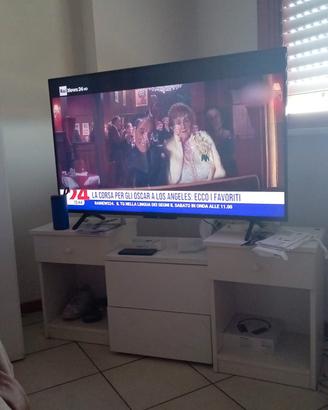TV smart 50 pollici 