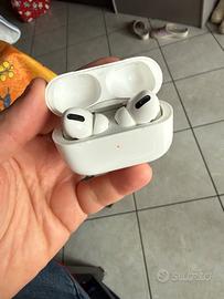 Airpods pro wireless charging