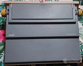 Macchina per Scrivere Olivetti ETP 55 - Moma NY