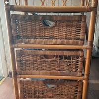 Cassettiera in vimini