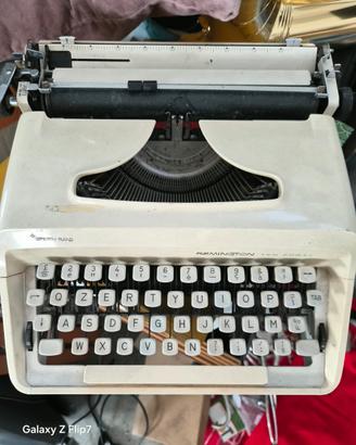 Macchina da scrivere vintage