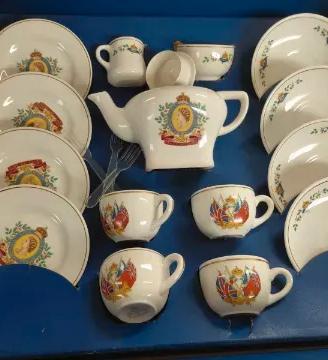 Corona   Coronation   Bambini   Tea   Set