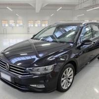 VOLKSWAGEN Passat Variant 2.0 TDI SCR EVO DSG Bu