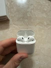AirPods originali - 1a gen. con case wireless