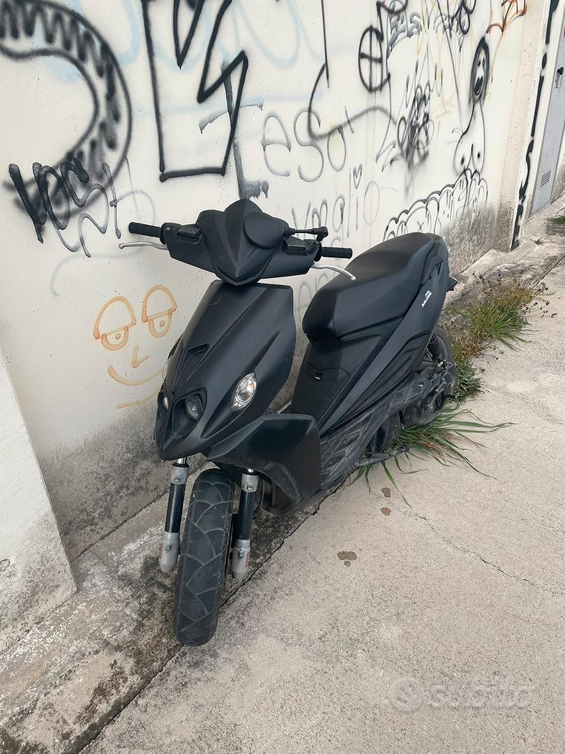 Phantom f12r lc 50cc - Moto e Scooter In vendita a Ascoli Piceno