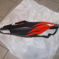 Aprilia Sr Factory '04-'09 : fianchetto posteriore