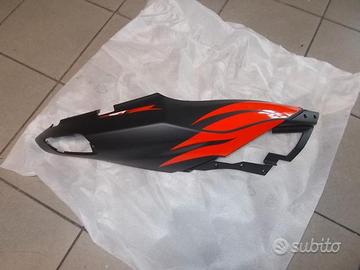 Aprilia Sr Factory '04-'09 : fianchetto posteriore