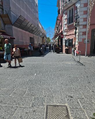 Locale commerciale Forio d'Ischia centro