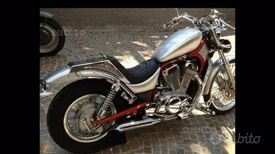 Suzuki Intruder