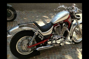 Suzuki Intruder