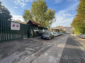 Appartamento a Napoli Via Diocleziano 4 locali