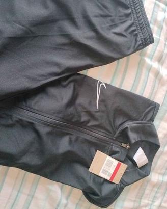 Tuta Nike in microfibra taglia l
