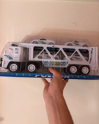 Camion trasportatore di auto della Polizia – Nuovo
