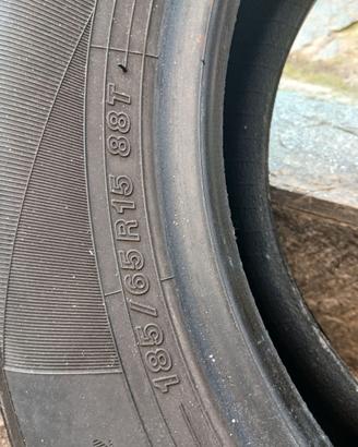Pneumatici usati Yokohama 185/65R15 88T