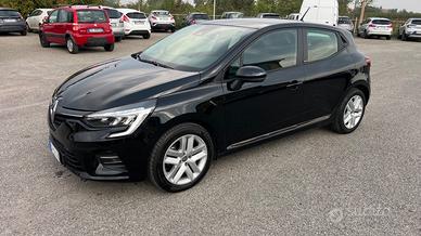 Renault Clio Full Hybrid E-Tech 140 CV 5 porte Int