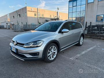 Volkswagen Golf Alltrack 2.0TDI 184cv 4motion DSG