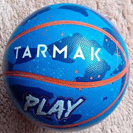 Pallone da basket Tarmak Decathlon mai usato