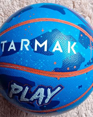 Pallone da basket Tarmak Decathlon mai usato