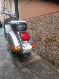 Vespa p150x