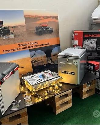 Frigorifero e serbatoio acqua+pompa12v per barca