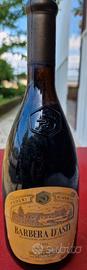 Bottiglie di vino Poderi Scanavino
