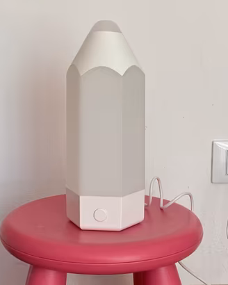 Lampada led Ikea a forma di matita