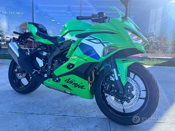 KAWASAKI Ninja ZX-4RR