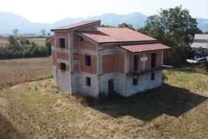 Atena Lucana Scalo - fabbricato con terreno