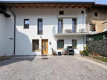 CASA DI CORTE A UDINE