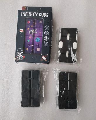 Cubo infinito 4 pezzi passatempo antistress gioco