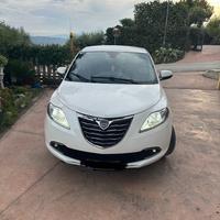 Lancia Ypsilon GPL versione Elle