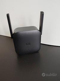 Xiaomi Mi Wi-Fi Range Extender Pro (Mod. R03).