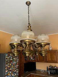 Lampadario vintage a 5 luci in ottone
