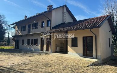 Soluzione indipendente immersa nel verde. Libera s