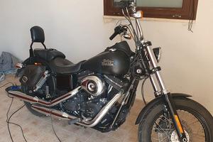 Harley Davidson street Bob