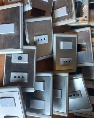 Supporti Bticino serie tecna