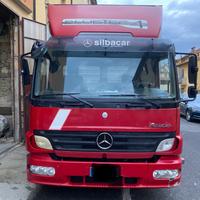 Mercedes Atego 822
