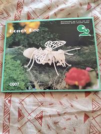 articolo in legno da montare ( insetto)