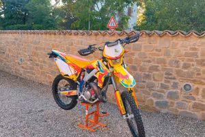 Suzuki Valenti Rme 50 Race